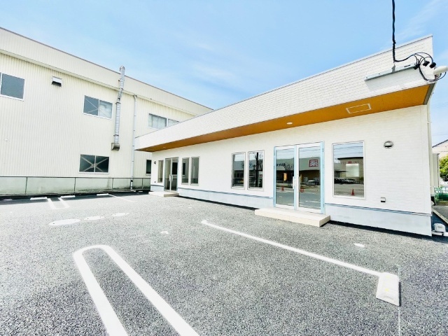 �O�d���鎭�s�������T����