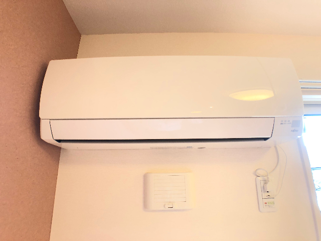����16