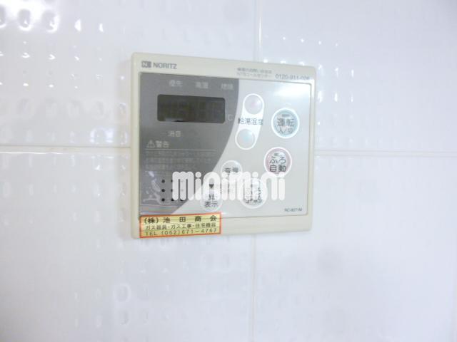 ����10