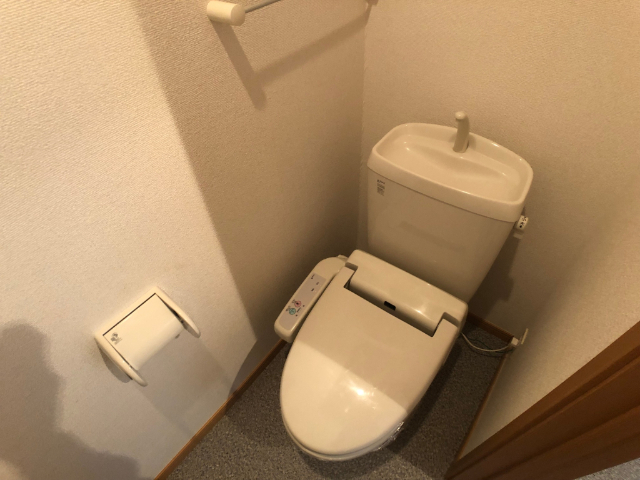 ����6