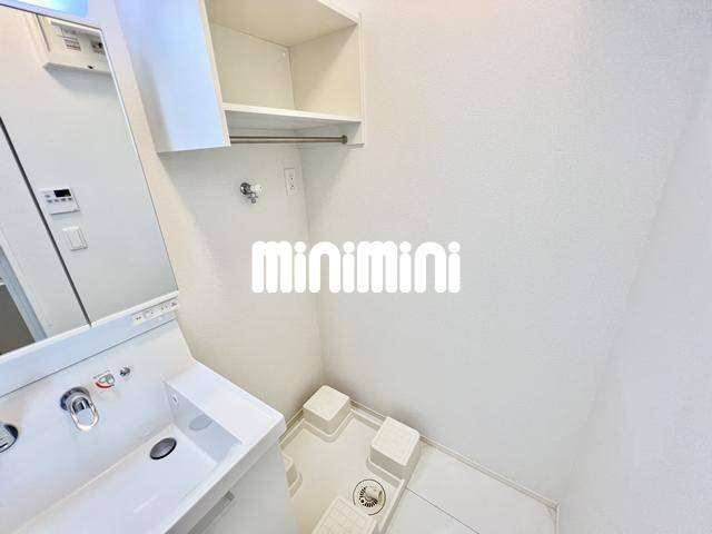 ����7