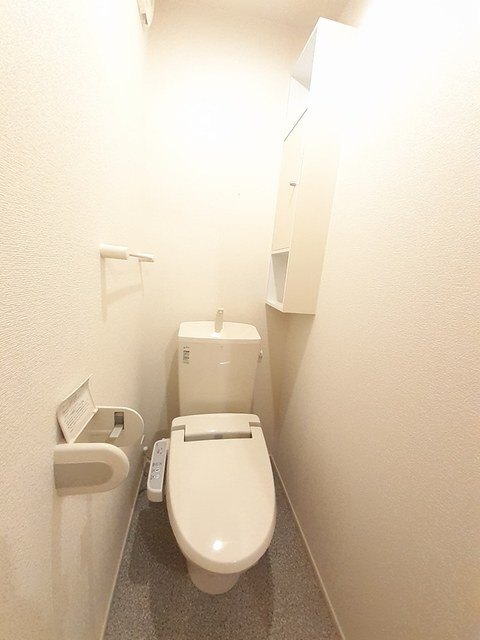 ����5