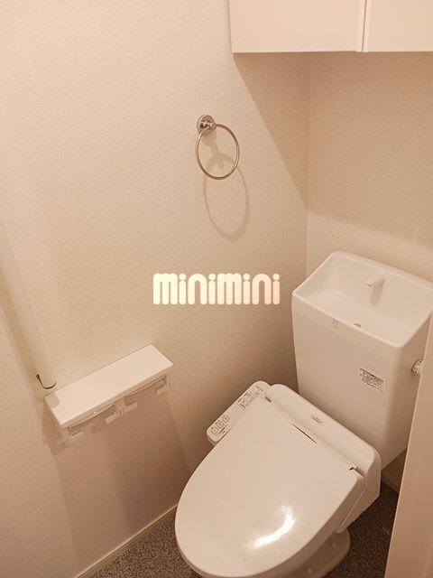 ����5