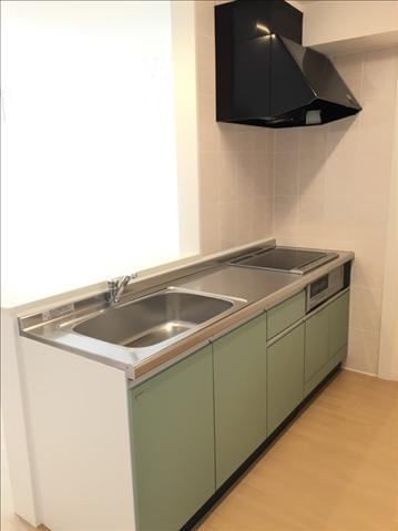 ����8