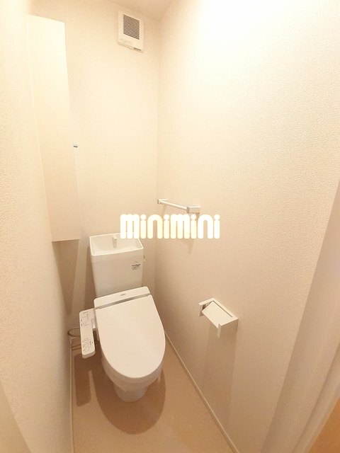 ����5