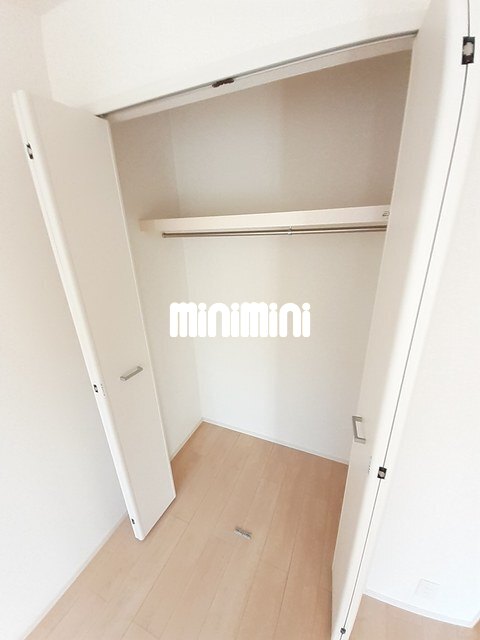 ����7