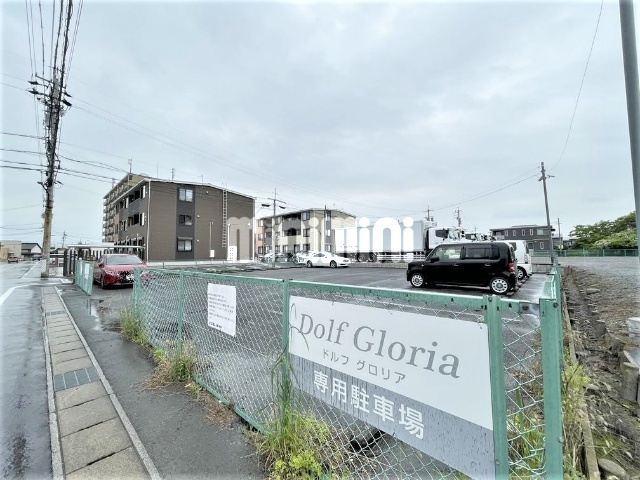 ����16