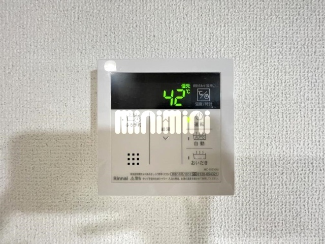 ����26