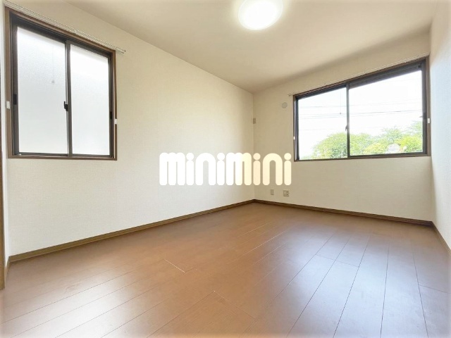 ����6