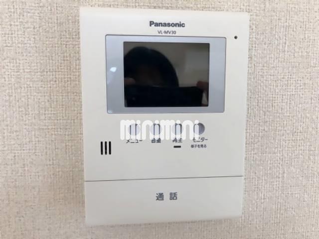 ����11