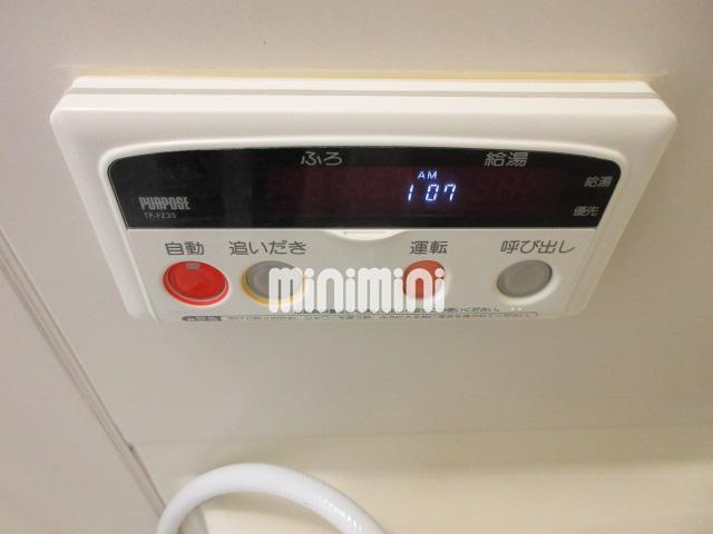 ����9