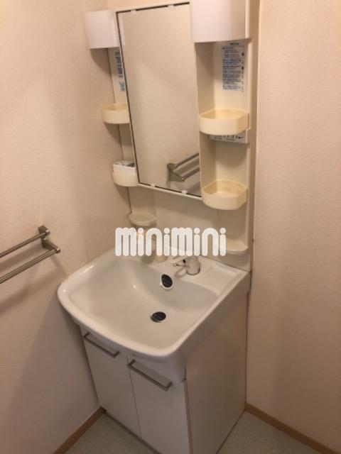 ����4