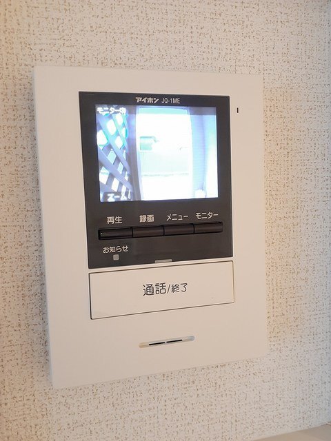 ����11