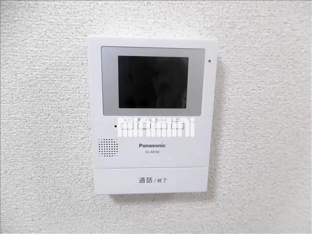����11