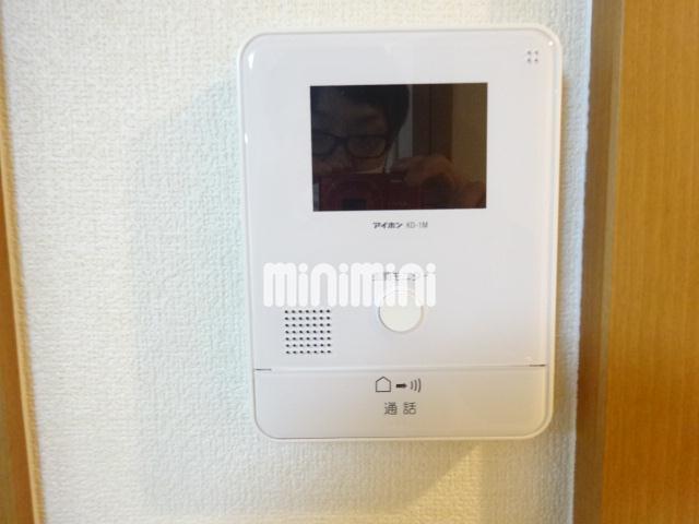����7