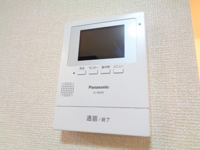 ����11