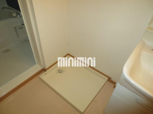����13
