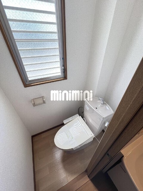 ����7