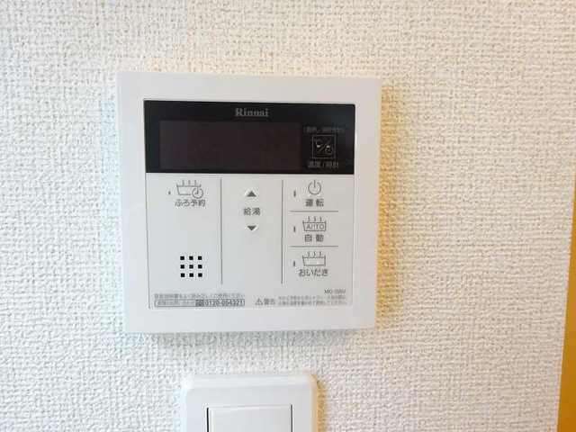 ����11
