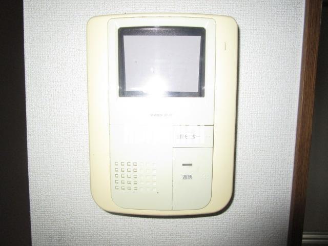 ����10