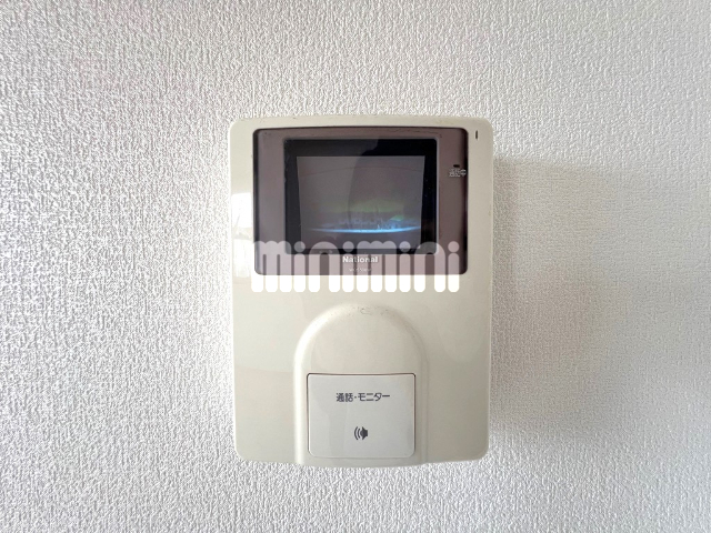 ����11