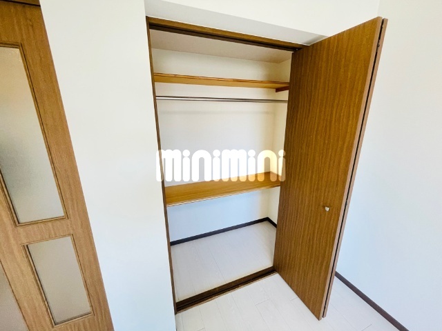 ����7