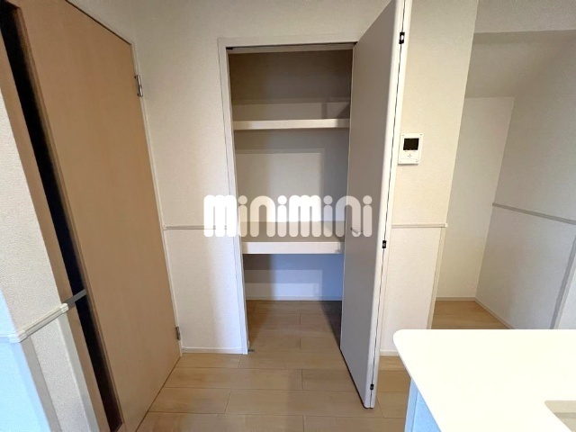 ����19