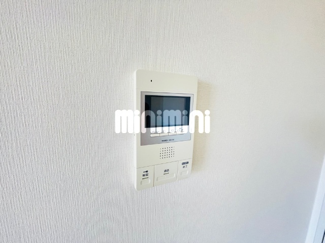 ����11