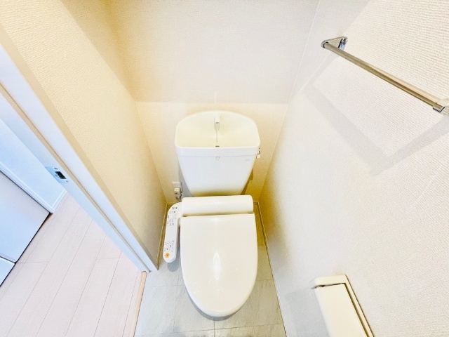 ����5
