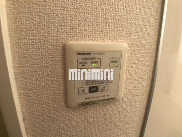 ����14