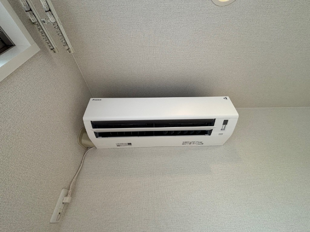 ����7