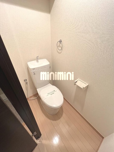 ����5