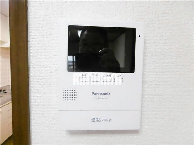 ����11