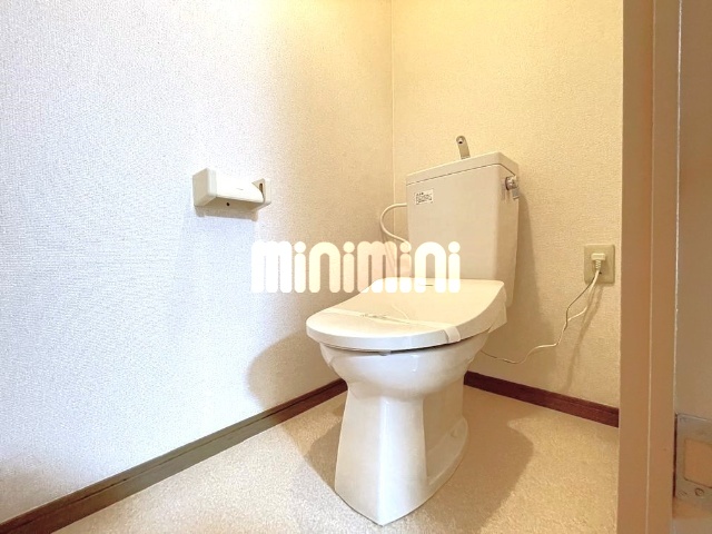 ����5