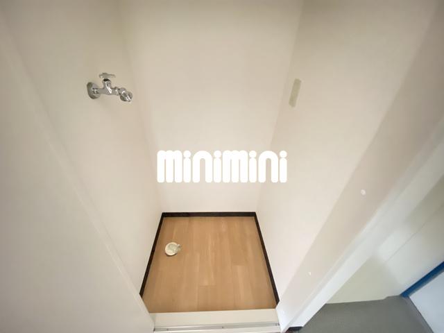 ����8