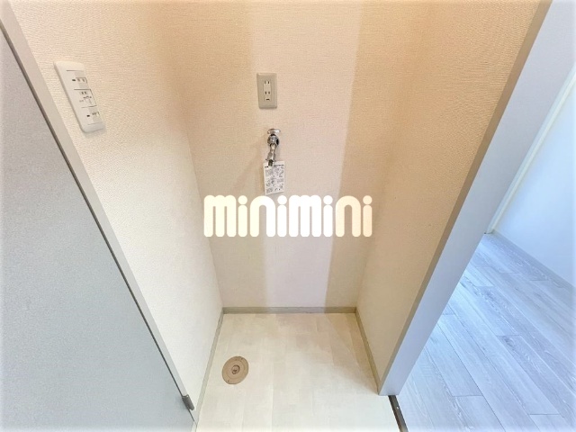 ����6