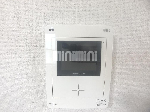����11