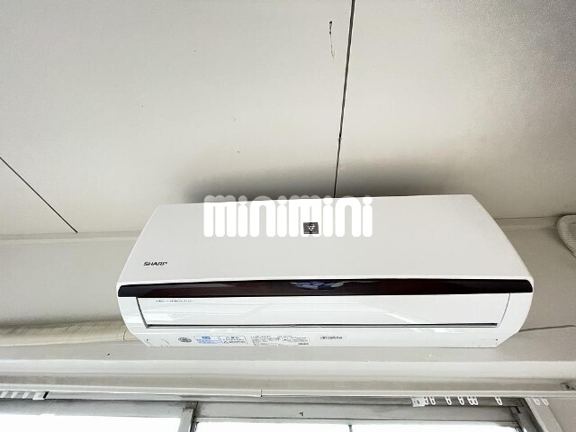 ����10