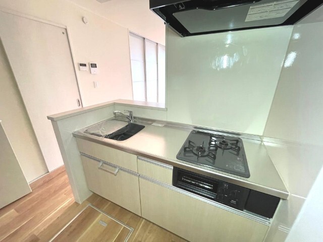 ����14