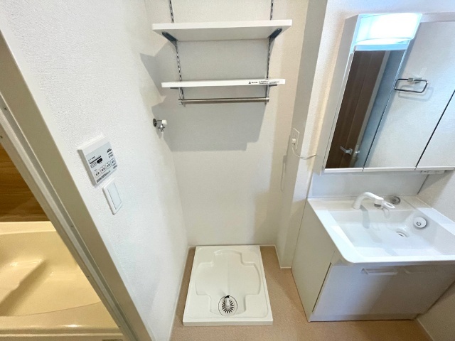 ����7
