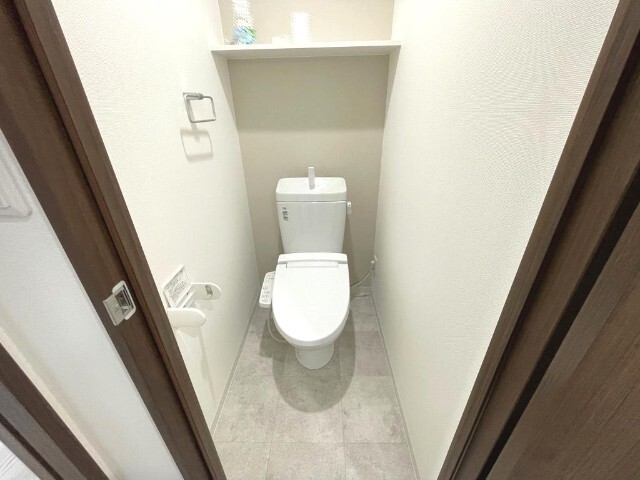 ����5