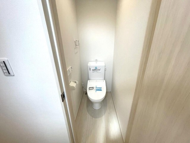 ����5