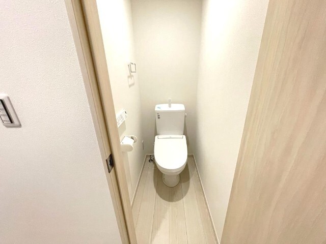 ����5