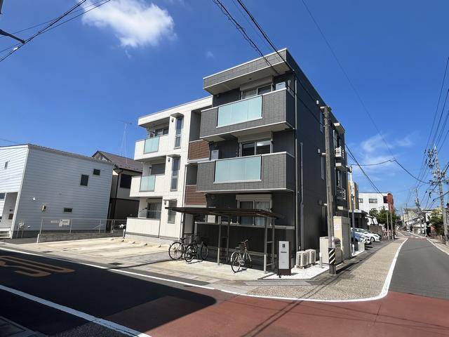 ���C���{���@�򕌉w�i�k��9���j