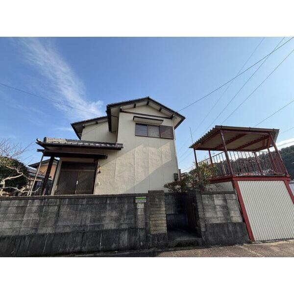 ���C���{���@�փ����w�i�k��82���j