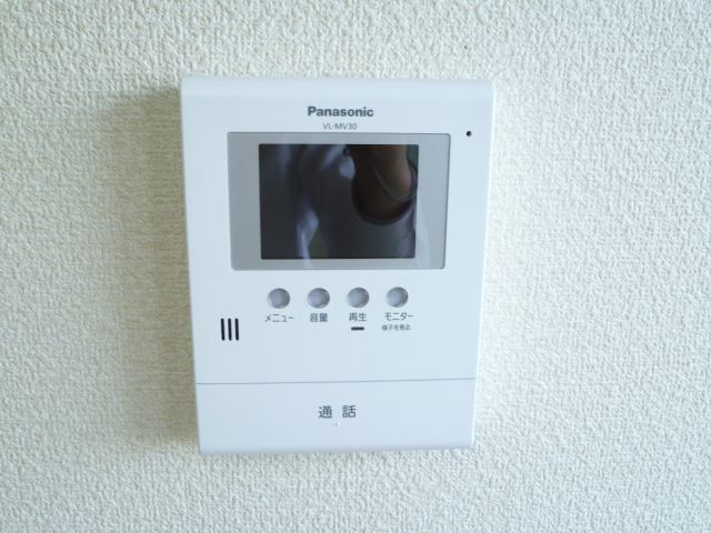����10