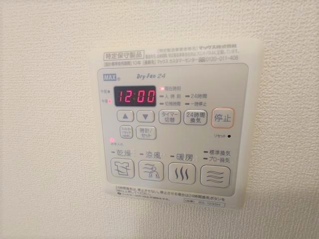 ����19
