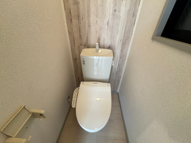 ����9