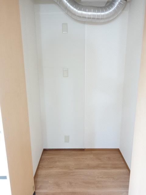 ����14