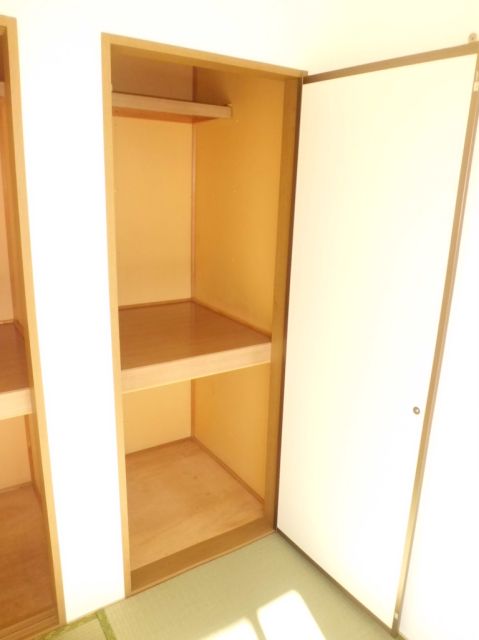 ����11